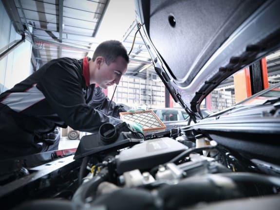 Servicing your Vauxhall regularly: the benefits