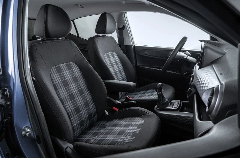 hyundaii10seats