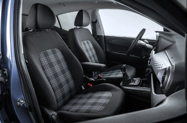 https://www.thurlownunn.co.uk/assets/media/hyundaii10seats_1.jpeg
