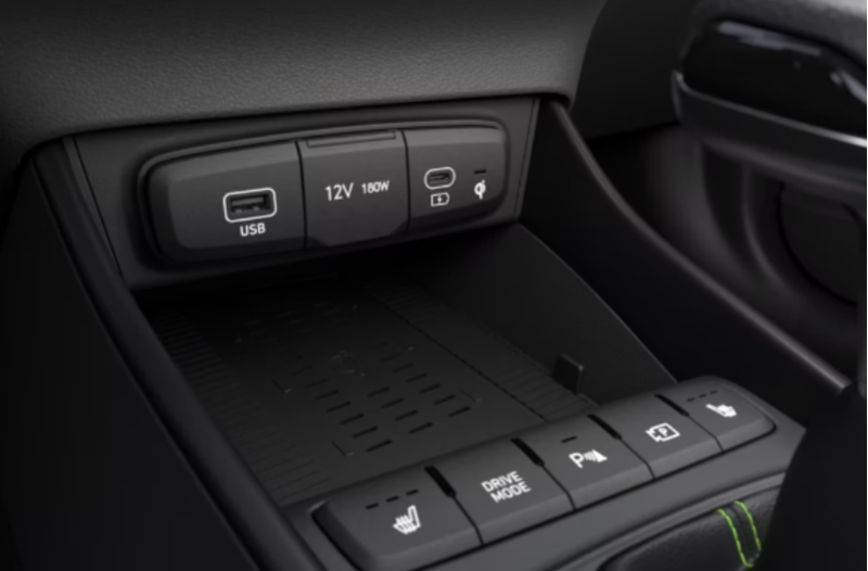 https://www.thurlownunn.co.uk/assets/media/hyundaii20stayconnected.png