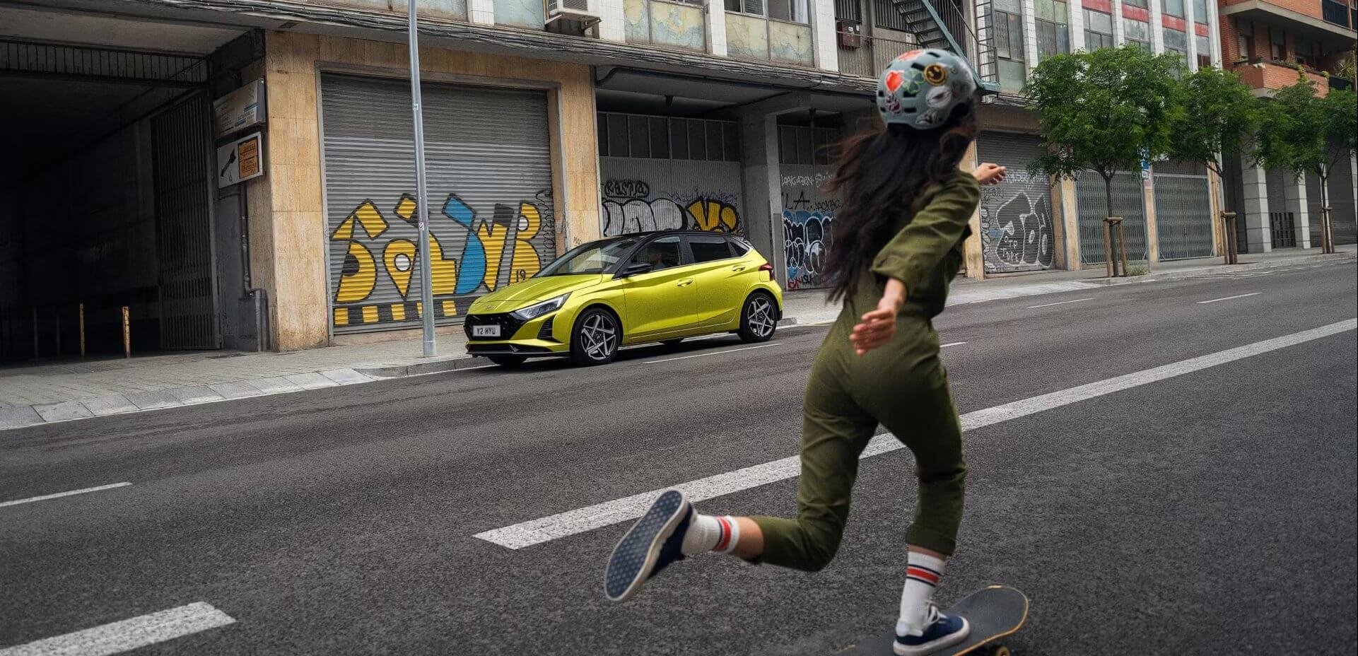 hyundaii20yellow