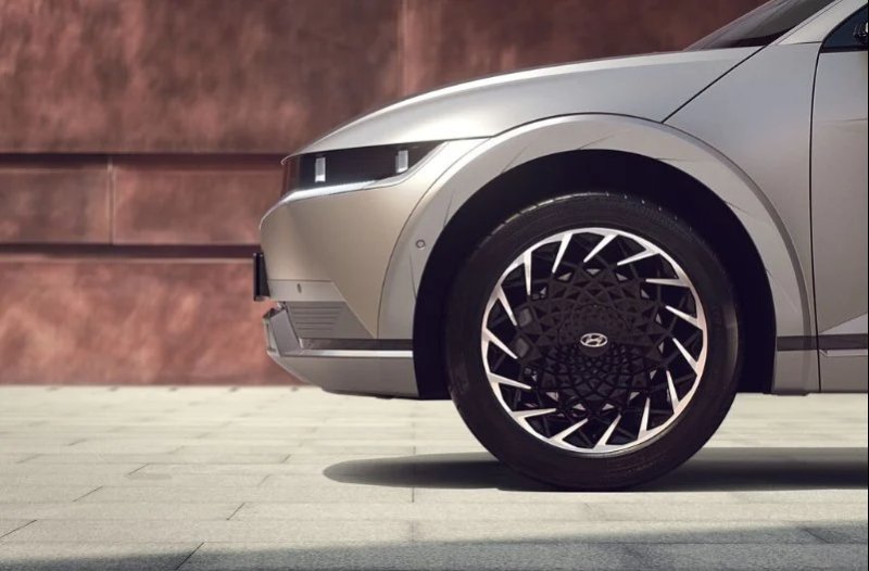 https://www.thurlownunn.co.uk/assets/media/hyundaiiconiq5alloys.jpeg
