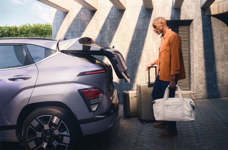 https://www.thurlownunn.co.uk/assets/media/hyundaikonatailgate.jpeg