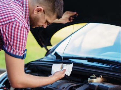 How to check your car oil level