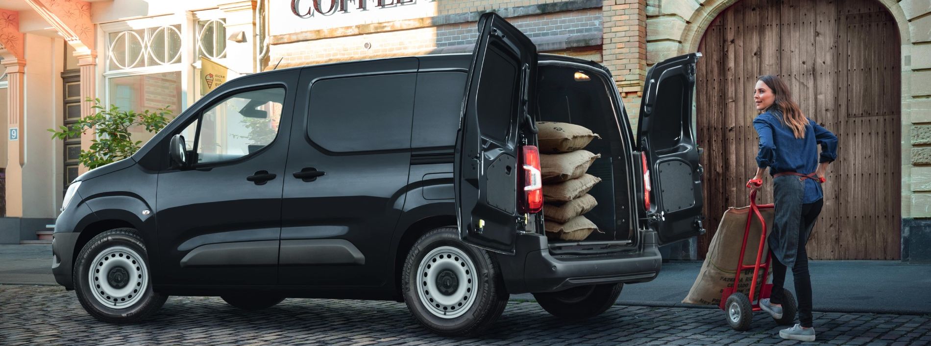 Vauxhall Combo Side View
