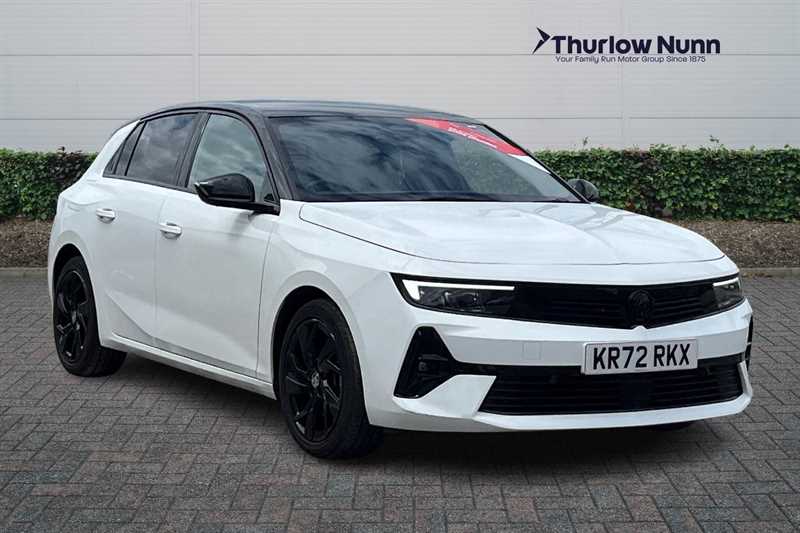 Arctic White 2022 Vauxhall Astra Estate Front-wheel drive