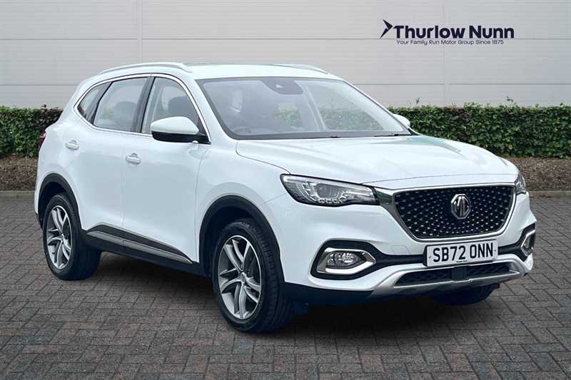 White 2023 MG HS Hatchback Front-wheel drive